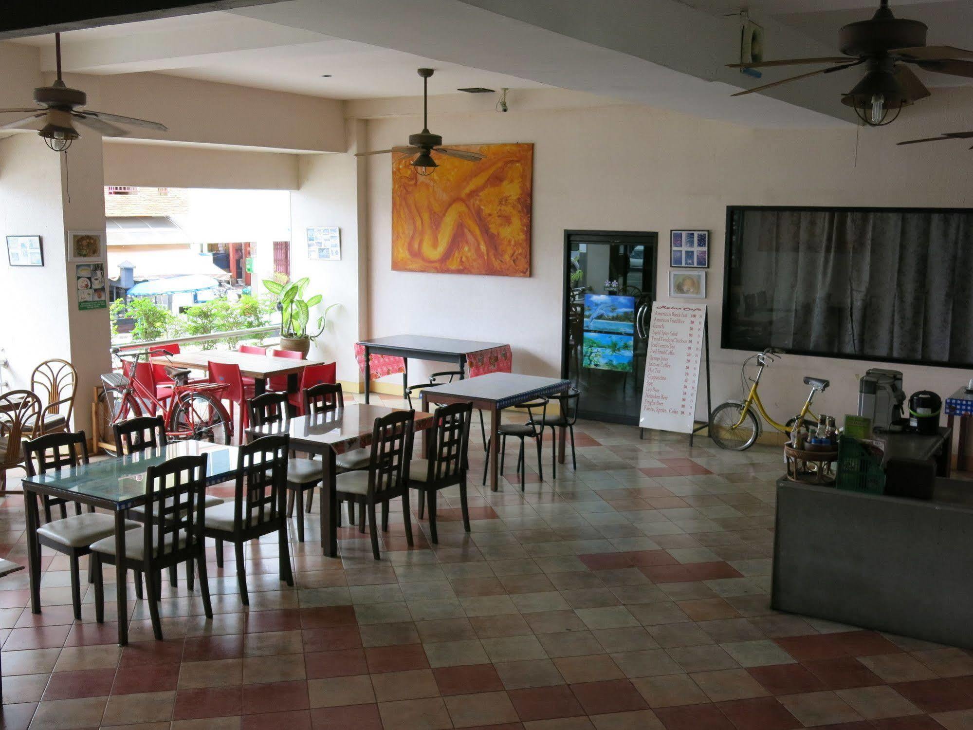Rome Place Hotel Phuket Exterior foto